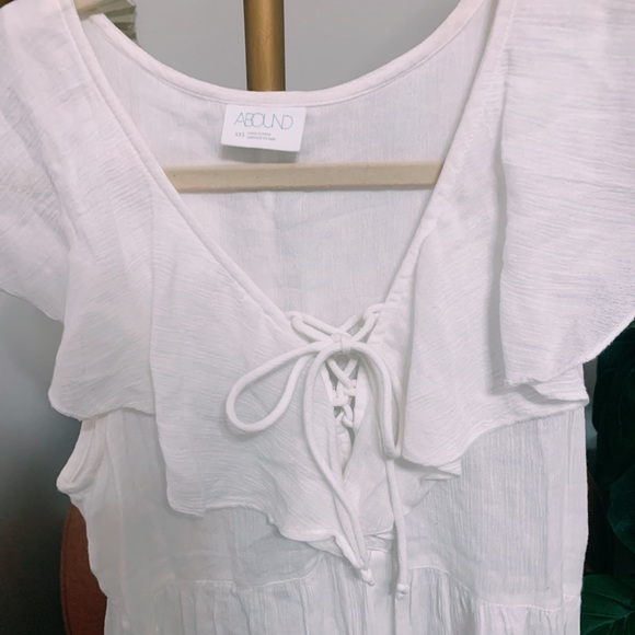 White flowy top! NWOT - Picture 5 of 5